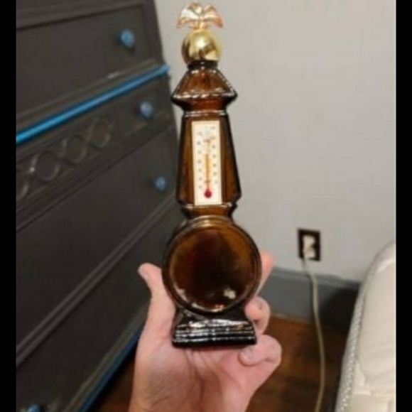 !**Vintage avon aftershave decanter - Picture 1 of 1